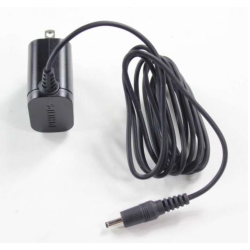 ADAPTADOR 8V DE UN PLUG PUNTA DELGADA